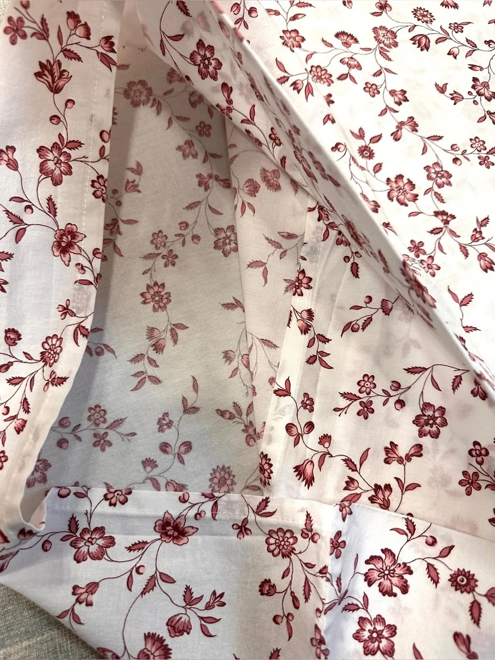IKEA HASSLEKLOCKA Queen Duvet Cover 2 Pillowcases Set Red White Floral Cotton